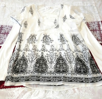 白黒エスニック柄シフォン長袖チュニック Black and white ethnic pattern chiffon long sleeve tunic